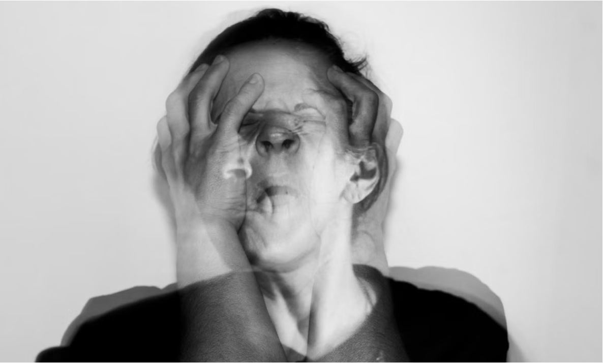Ansiedad, soledad y bloqueo emocional en expatriados: señales de que puede ser momento de pedir ayuda. Ansiedad, soledad y bloqueo emocional en expatriados: señales de que puede ser momento de pedir ayuda.